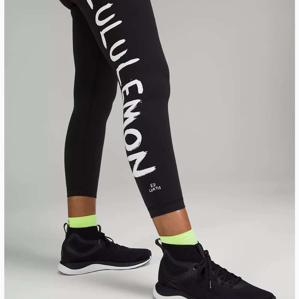Lululemon Graphic Tights NWOT